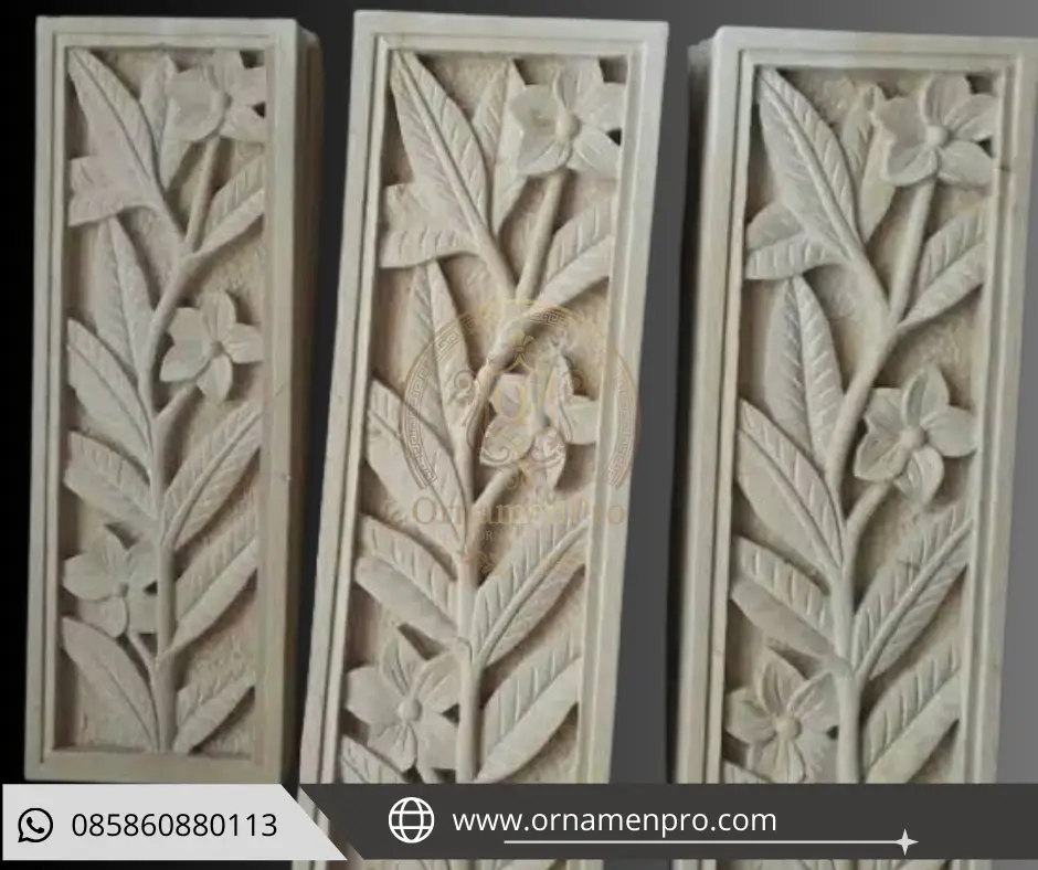 Panel ornamen persegi panjang dengan ukiran tangkai bunga